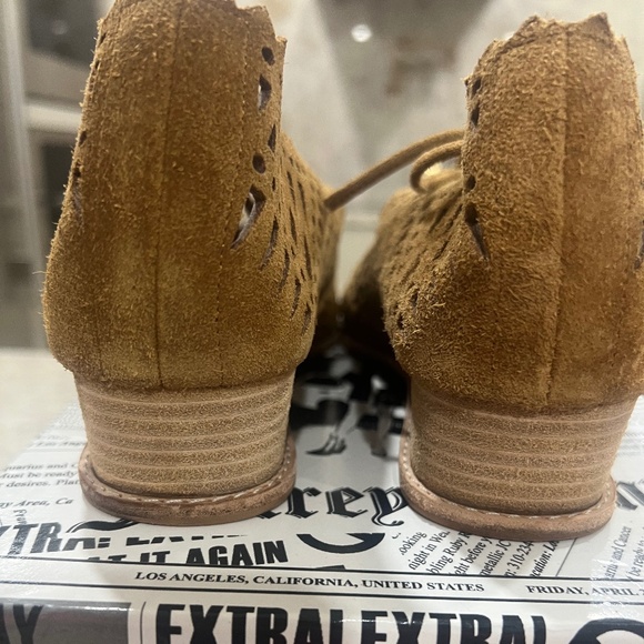 Jeffrey Campbell Espejo Lace Up Wedges - Picture 8 of 10